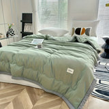 Lätt täcke för sommaren – Andas & Mångsidig | För soffa, säng & resor Carvallo