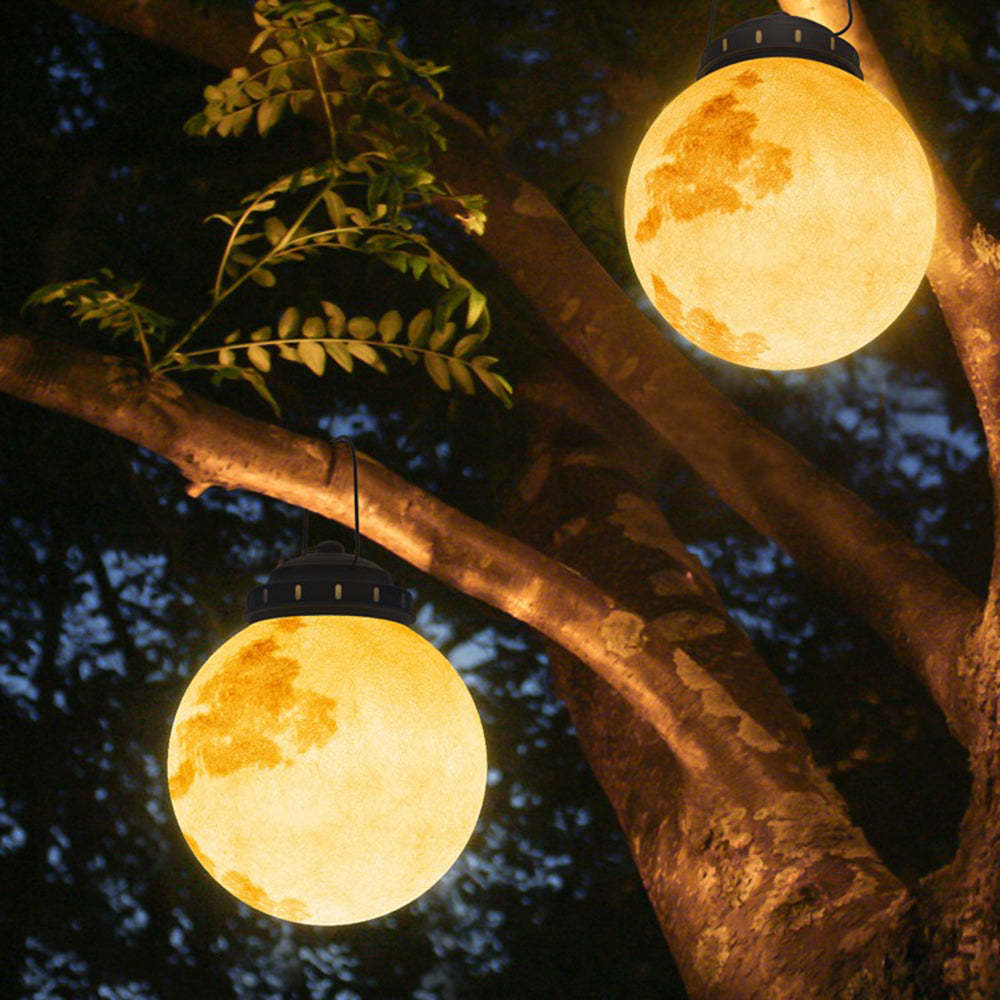 Guld Hängande Lampa – Måninspirerad Form Carvallo