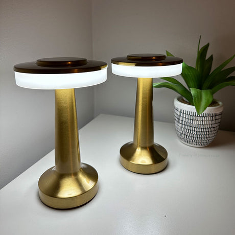 Trådlös modern svamplampa – elegant design med platt huvud MILA Sverige