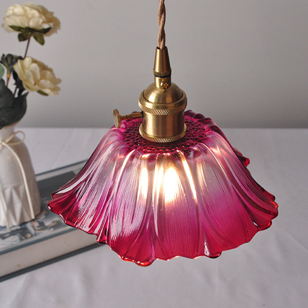 Vintage Floral Glass Pendant Light | Retro Elegance | Warm Glow | Justerbar Hängande | Brick by Brick Carvallo