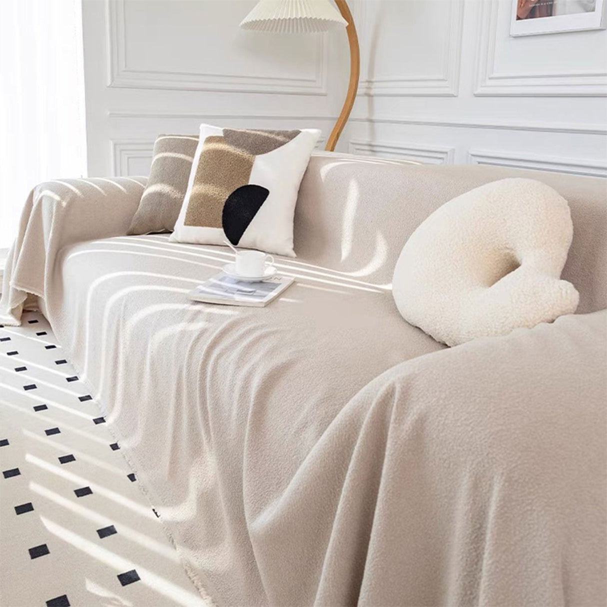 Mysig vinterstil sofföverdrag - Modern, stilren och hållbar soffskydd Carvallo