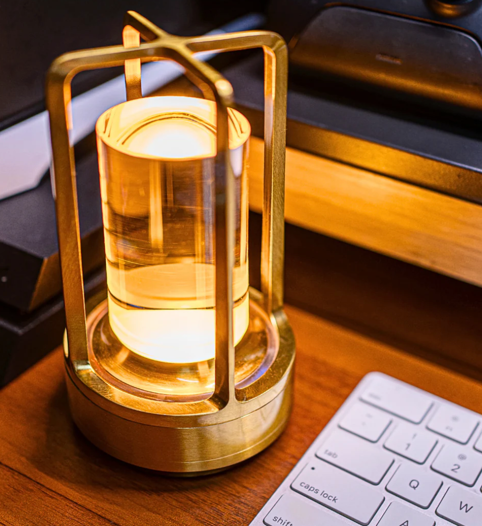 Lumière d'Orée – Trådlös designlampa i kristall och metall-VaruZ-Hemnix