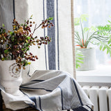 Marinblå och beige randiga semi-blackout bomullsgardiner Carvallo