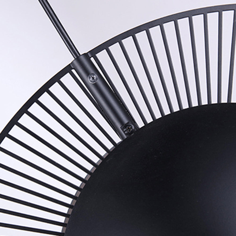 Minimalistisk Svart Metall Hänglampa för Matrum Carvallo