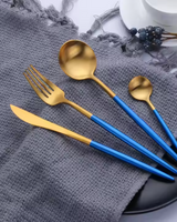 Carvallo Lumine – Lyxigt Bestickset med Guldaccenter och Matt Svarta Handtag Carvallo