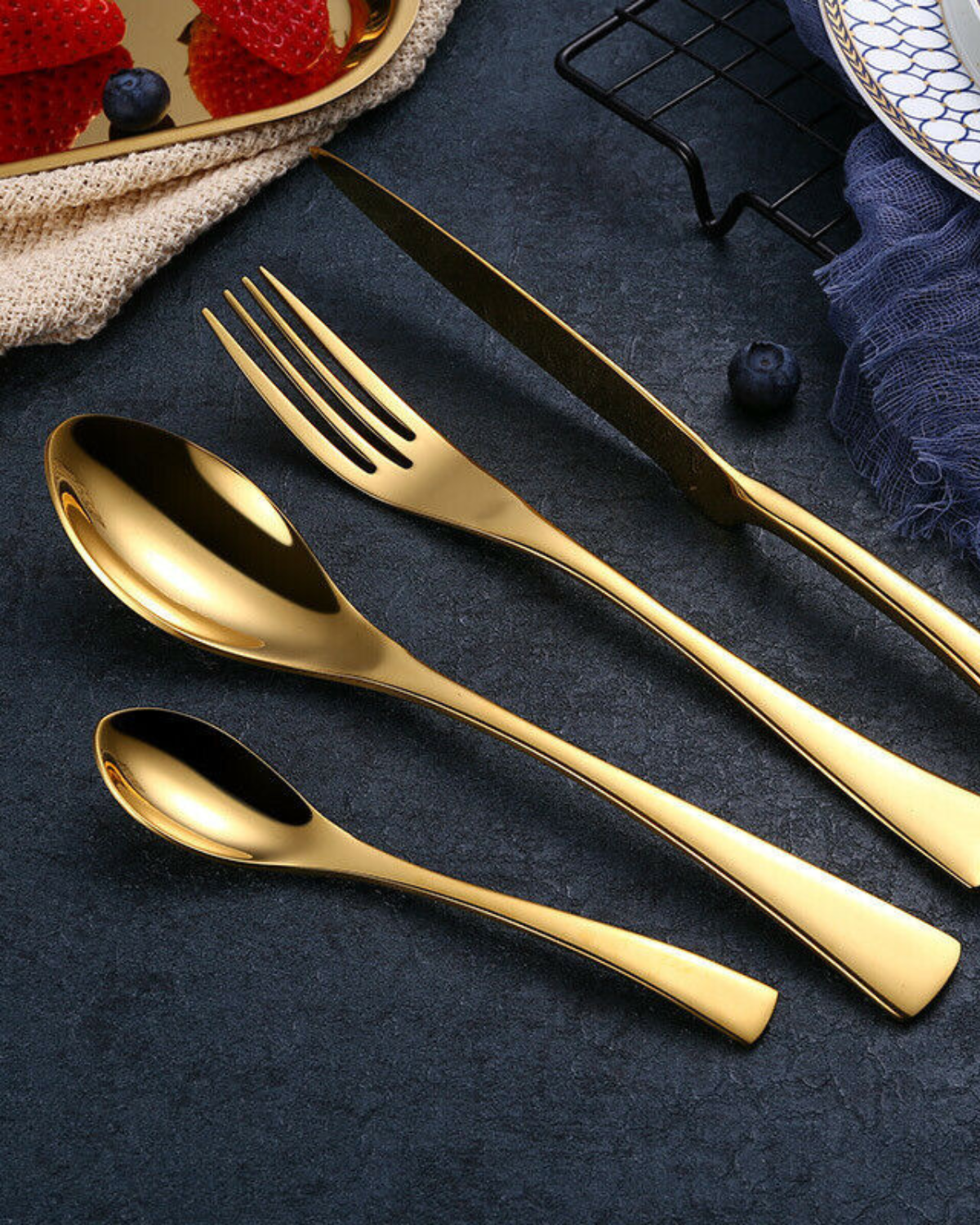 Élan Luxe – Fint Bestickeset med Tidlös Elegans för en Stilig Dukning Carvallo