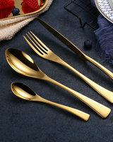 Élan Luxe – Fint Bestickeset med Tidlös Elegans för en Stilig Dukning Carvallo