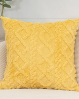 Carvallo – Lyxig Reliefkudde med subtil geometrisk design för en stilren interiör Carvallo