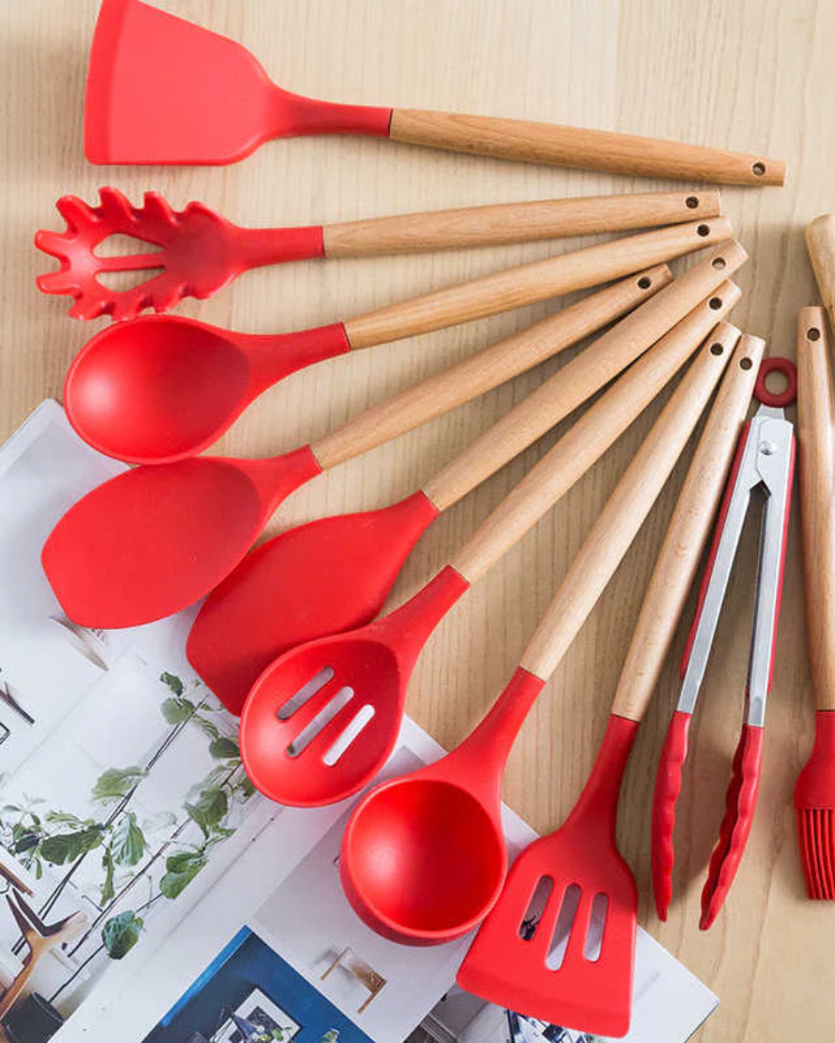 Carvallo – Miljövänligt Silikon Kökset med Bambu Handtag (12-delar) Carvallo