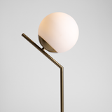 GlowTouch Bordslampa - Modern och Stilig LED Lampa Carvallo