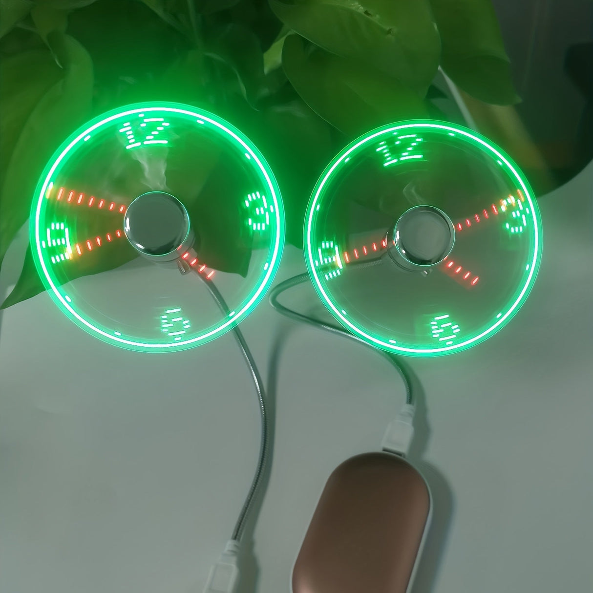 USB Skrivbordsfläkt med LED Klockdisplay Carvallo