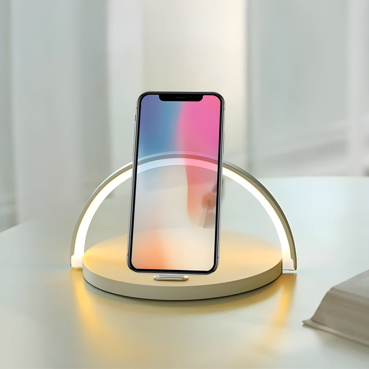 ChargeBeam Lampa - Trådlös laddfunktion LED bordslampa Carvallo