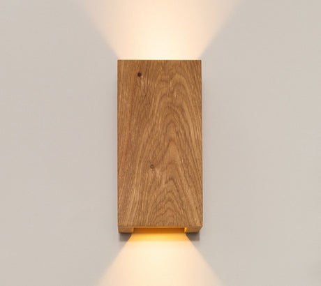 NordicGlow – Rustik Trä Vägglampa med LED Belysning för Vardagsrum och Sovrum Carvallo