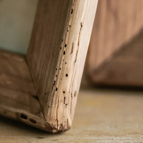 Tidlösa ramar i massivt trä – klassisk arvsinspirerad dekor MILA Sverige