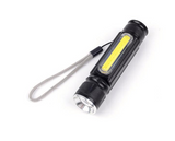 USB Uppladdningsbar Magnetisk Ficklampa – LED Nödbelysning med Magnet och Bärrem Carvallo