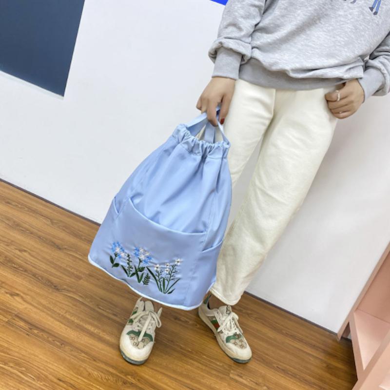 Carvallo – En ryggsäck. För alla vägar i världen. Carvallo