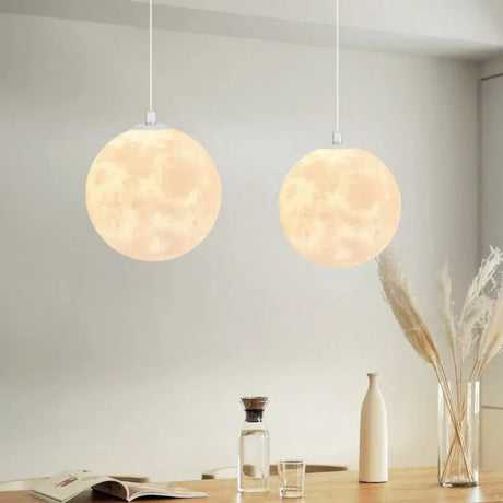 MoonGlow – Modern månformad hänge Lampa med LED-belysning och justerbar höjd Carvallo