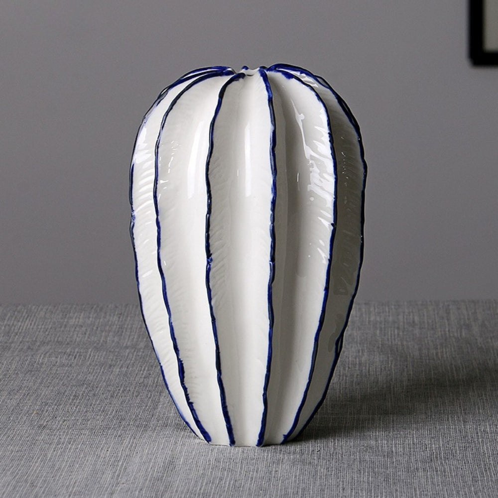 Stjärnfrukt Inspired Ceramic Pot Carvallo