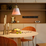 MountainGlow – Stilig keramisk pendel med LED och justerbar höjd Carvallo