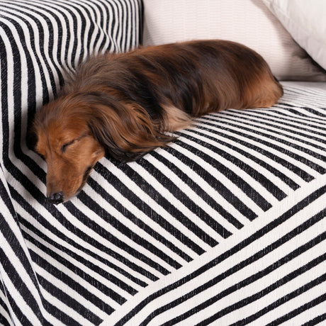 Svart Geometrisk Vändbar Sofföverdrag - Modern, Stilig & Hållbart Sofformskydd Carvallo