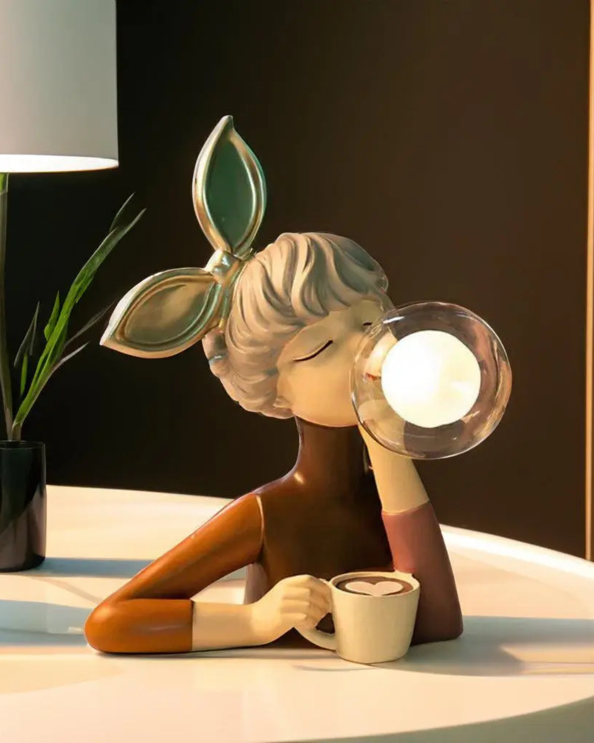 Carvallo – Skulptural Bordslampa med Poetisk Ljusfär för ett Mysigt Inredning Carvallo