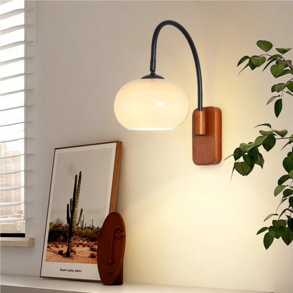 BauhausGlow – Vridbar Bauhaus Vägglampa med Khaki Glas Carvallo
