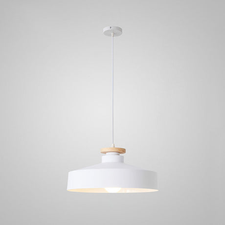 Hänglampa i färgglad metallfinish Carvallo