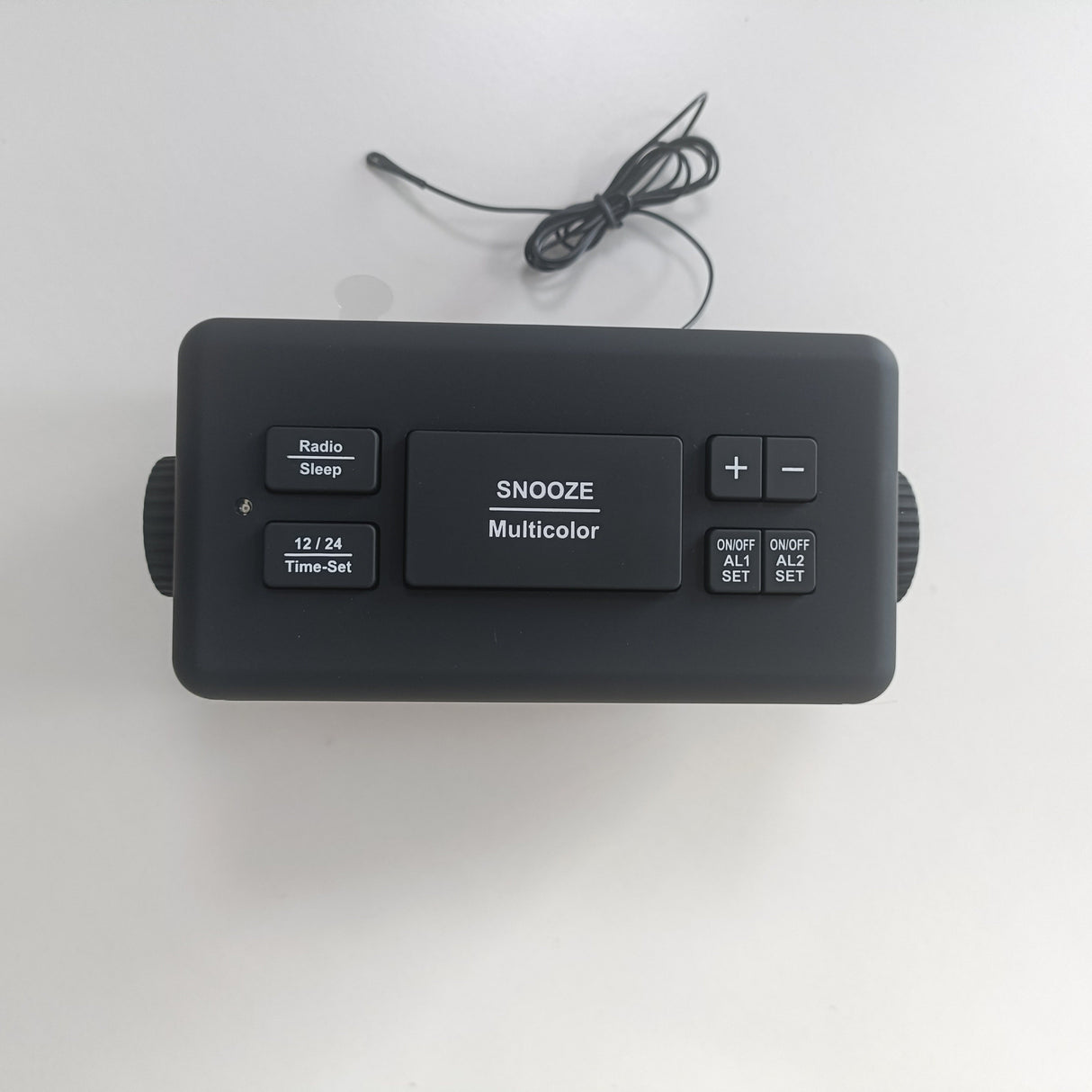 RGB Spegelväckarklocka med LED-display och radiofunktion – Trendig klocka för ditt rum Carvallo