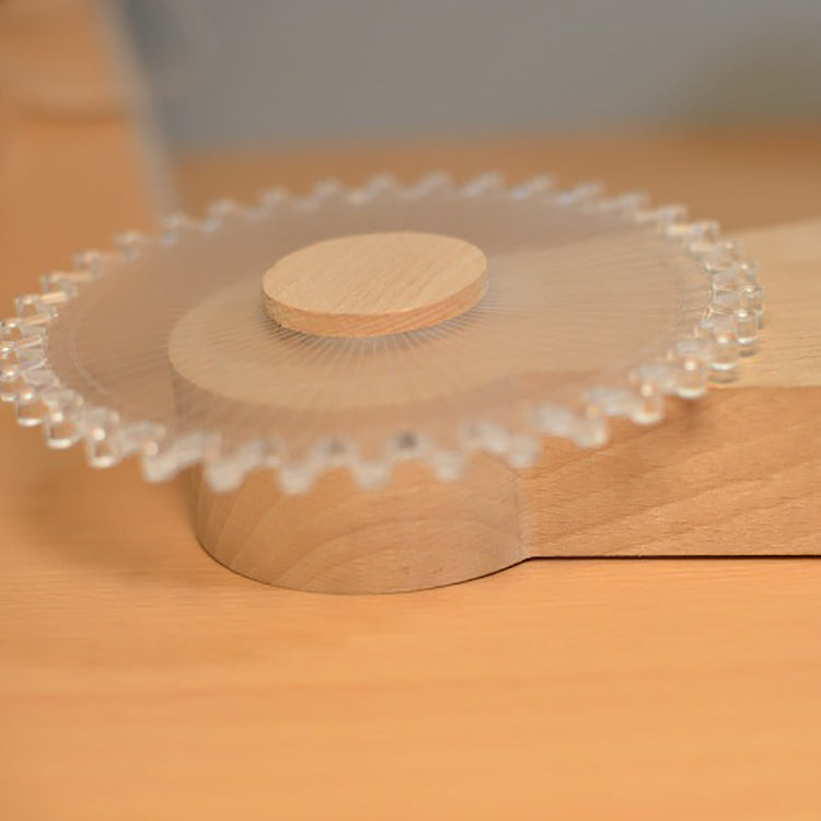 Art Deco träpinwheel-lampa – USB-laddnings-LED-lampa MILA Sverige