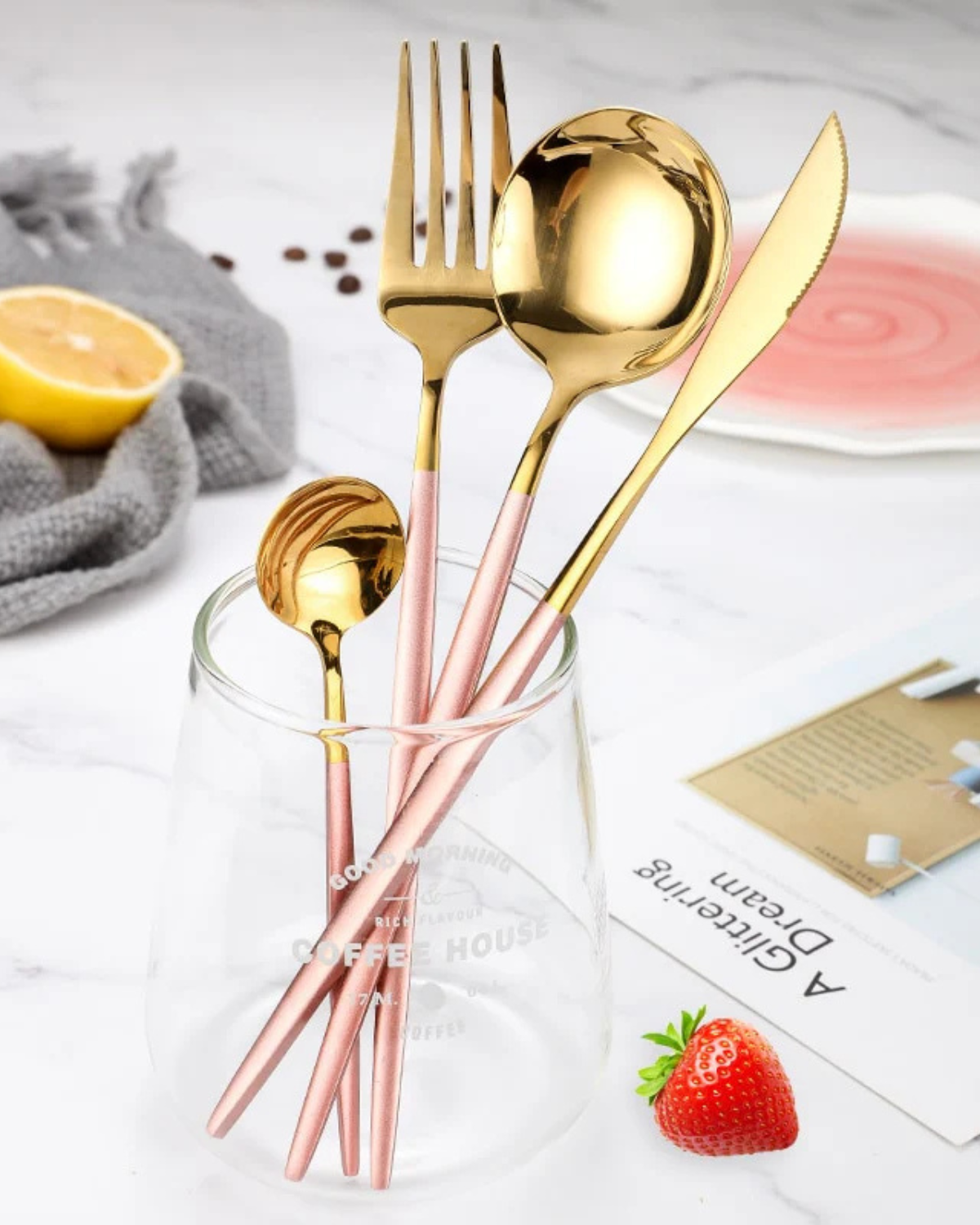 Carvallo Lumine – Lyxigt Bestickset med Guldaccenter och Matt Svarta Handtag Carvallo