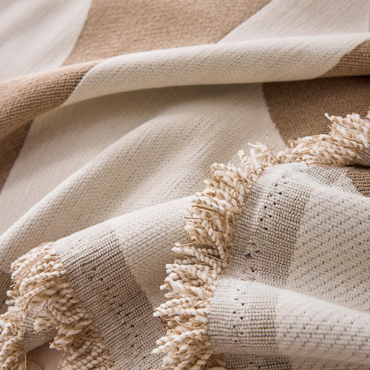 Picasso's Mirage Sofföverdrag - Modernt, Styligt & Hållbart Soffskydd Carvallo