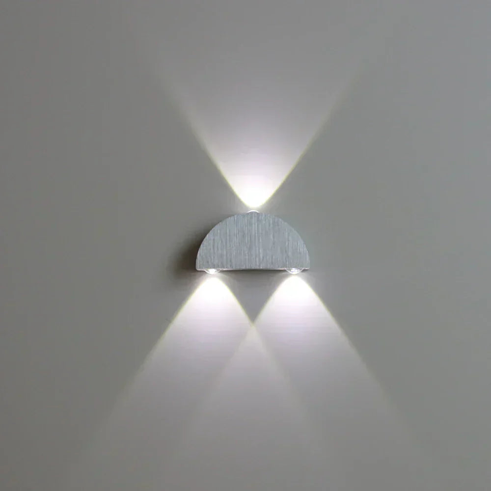 UpGlow - Modern LED Vägglampa med Up-Down Ljus Stilren Belysning Carvallo