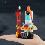 AstroPlay - Byggsats för Rymdraketer med Astronautfigur och Startrampsblock för Barn-Byggsats-BB-Hemnix