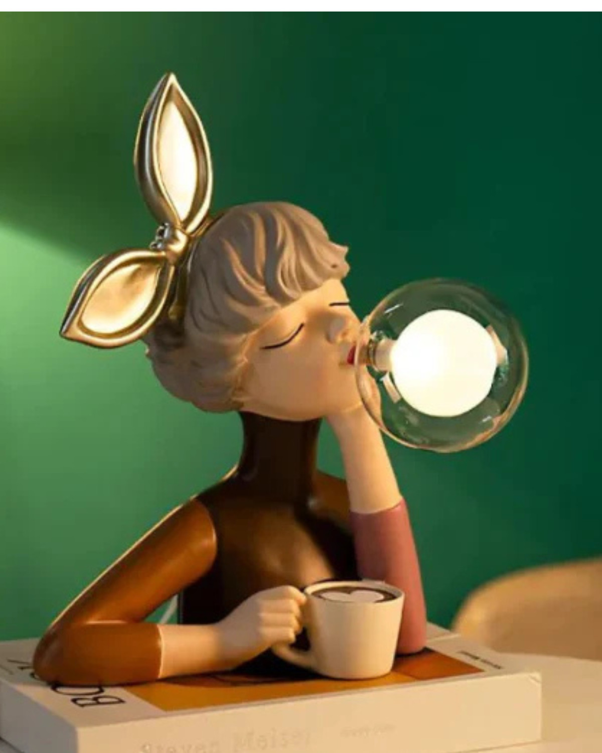 Carvallo – Skulptural Bordslampa med Poetisk Ljusfär för ett Mysigt Inredning Carvallo