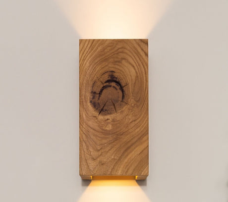 NordicGlow – Rustik Trä Vägglampa med LED Belysning för Vardagsrum och Sovrum Carvallo
