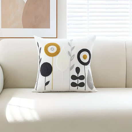 Bloom broderat kuddfodral – elegant blommig accent MILA Sverige