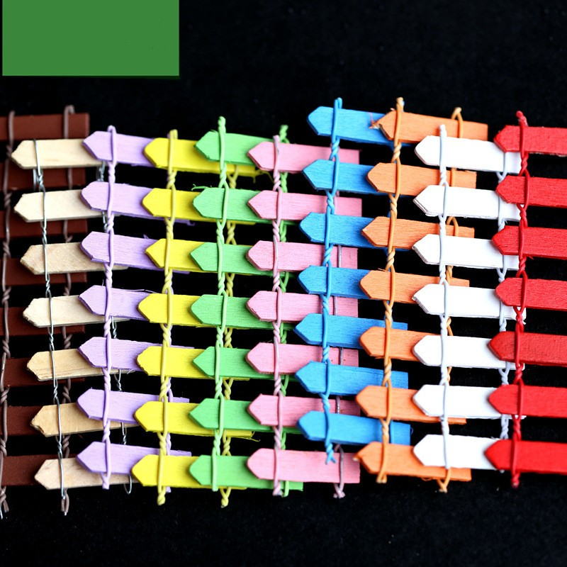 Miniatyr trädgårdsgärde i trä – Färgglad dekoration för feuträdgård och modellbygge Carvallo