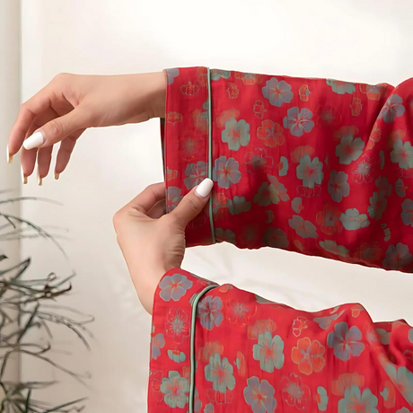 Plum Blossom Soft Cotton Belt Bathrobe Carvallo