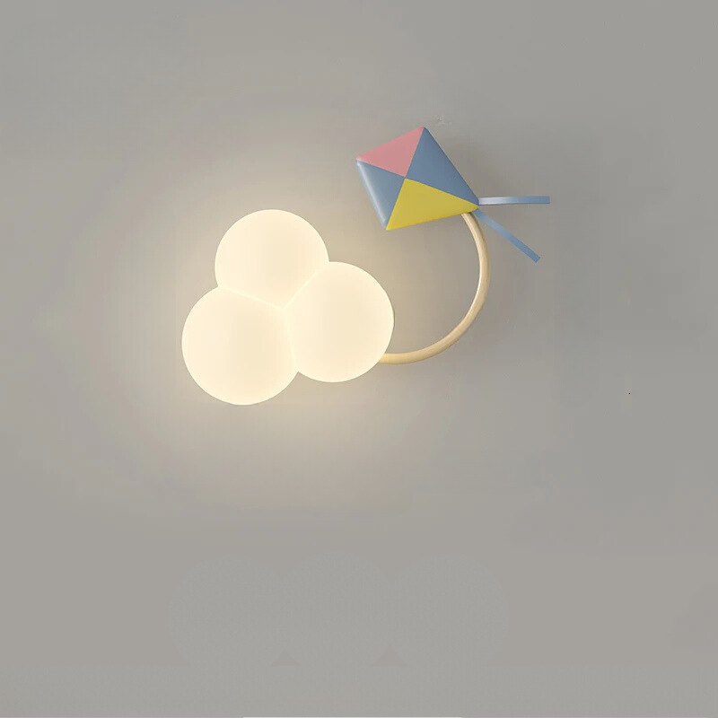 CartoonFlygplan - Barnkammarens Vägglampa med Stjärnor, Regnbåge och Flygplansdesign Carvallo