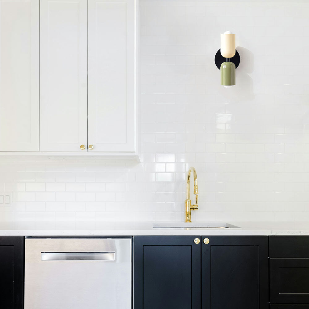 Modern Vintage Dubbelhuvud Utility Room Vägglampa - Stylistisk Belysning för Samtida Utrymmen Carvallo