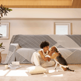 Svart Geometrisk Vändbar Sofföverdrag - Modern, Stilig & Hållbart Sofformskydd Carvallo