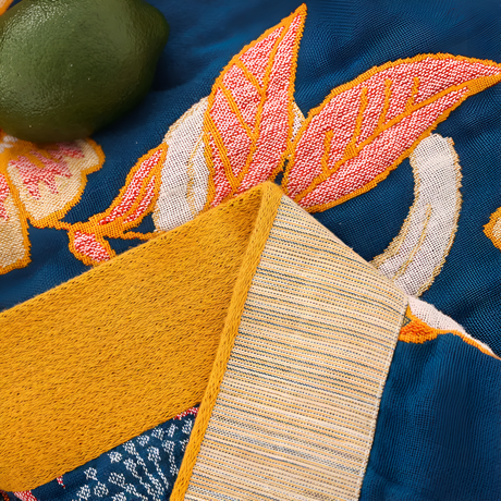 Mjuk Vändbar Blommig Filt Carvallo