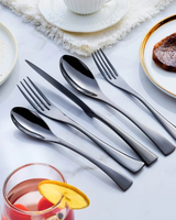 Élan Luxe – Fint Bestickeset med Tidlös Elegans för en Stilig Dukning Carvallo