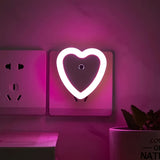 HeartGlow LED Nattljus - Smart Skymning-till- Gryning Nattbelysning Carvallo