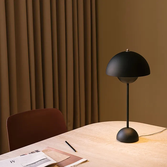 Carvallo - Elegant dimmable LED table lamp Carvallo