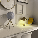 Multifärgad LED Touch Lampa med Justerbar Ljusstyrka Carvallo