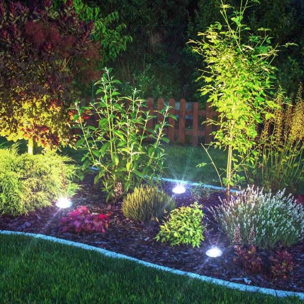 GlowDiscs – Utomhus solcellslampor, set om 8 Carvallo