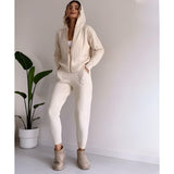 Millie Set - Stickad tvådelad hemmakostym för kvinnor (Mysig tröja + Byxor) Carvallo