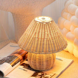 Noya Rattan Bordslampa Hemdekor Carvallo