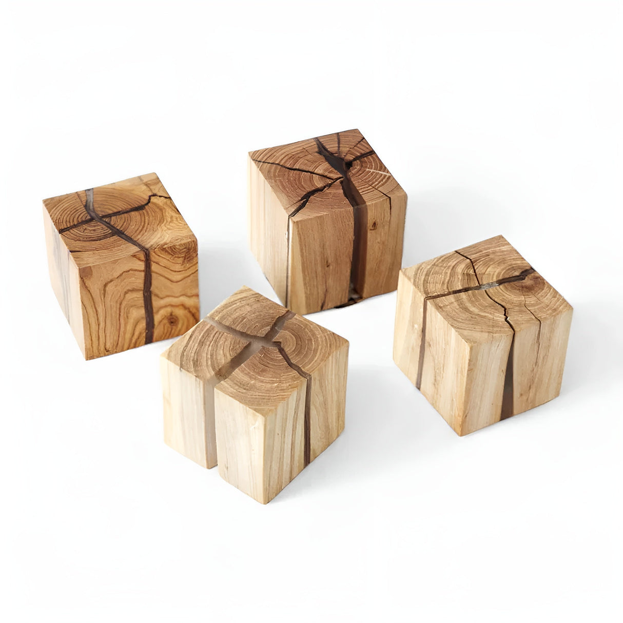 LED-bordslampa i kubform – Modern design av trä | Stilig för vardagsrum och sovrum Carvallo